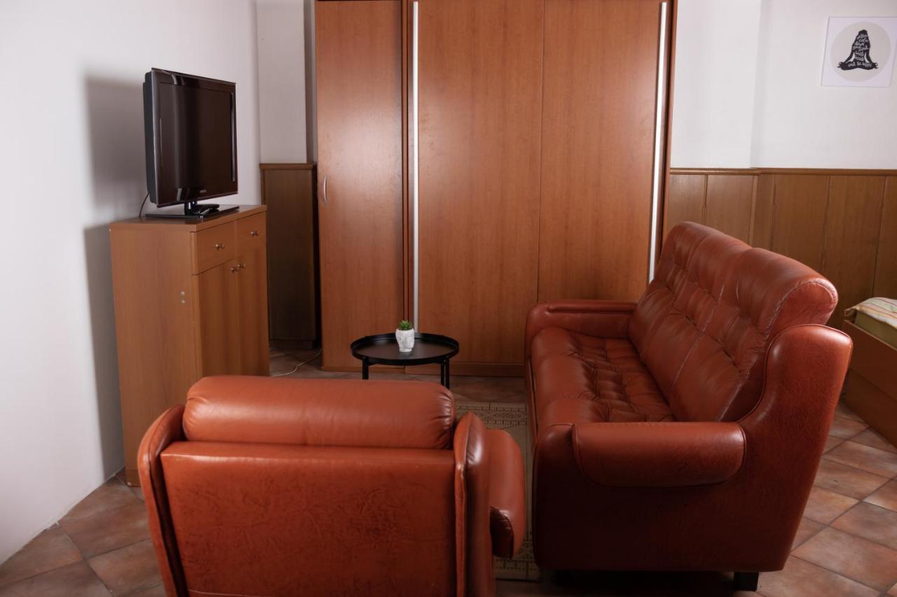 Apartma-Studio Ajdna Zirovnica Екстериор снимка