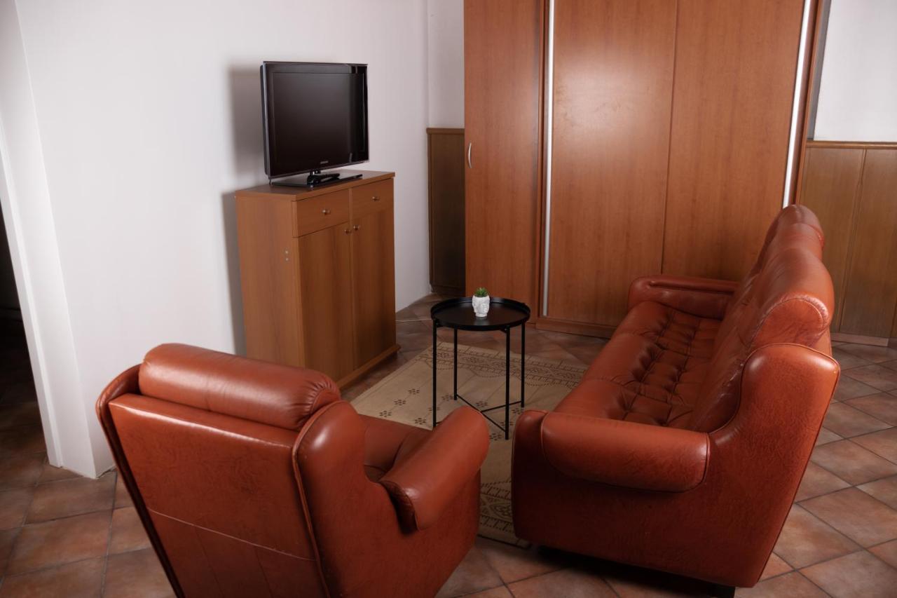 Apartma-Studio Ajdna Zirovnica Екстериор снимка