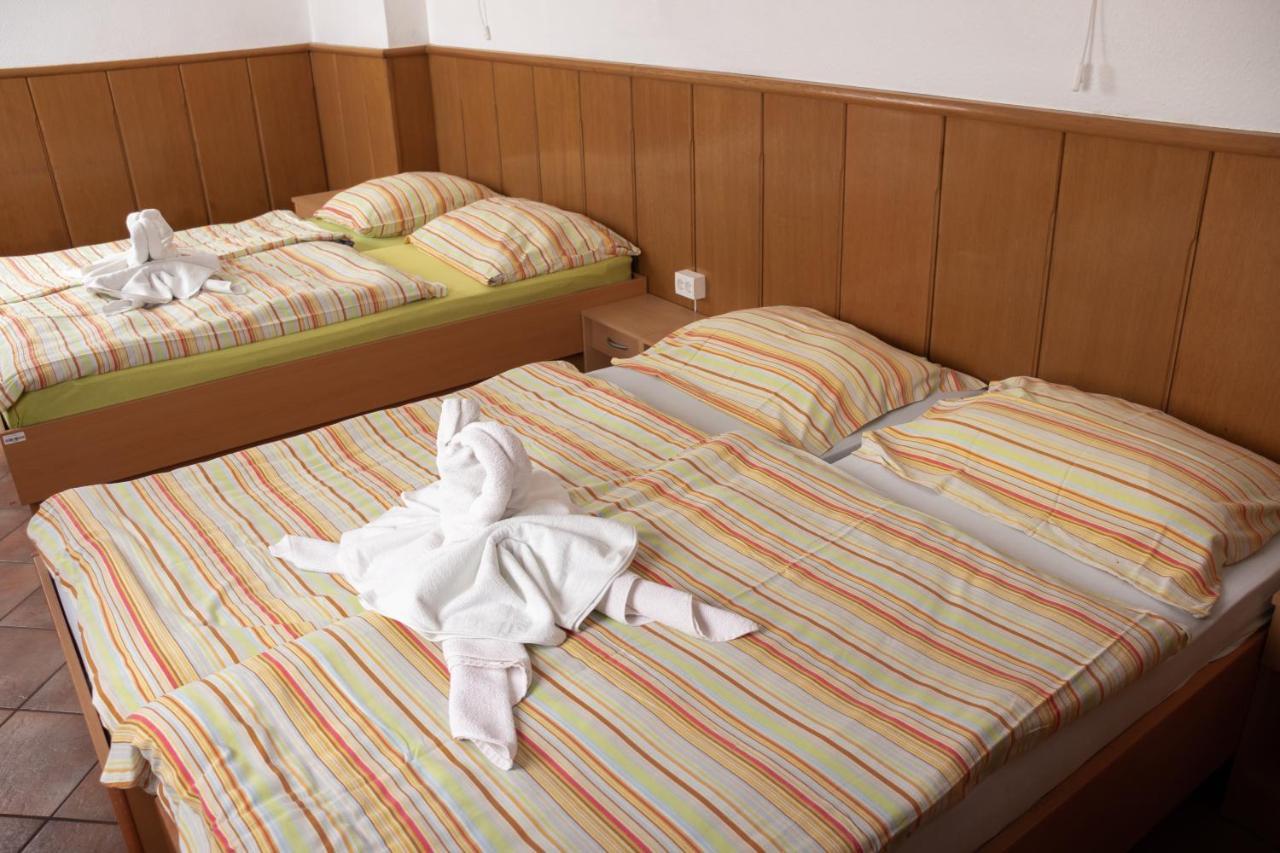 Apartma-Studio Ajdna Zirovnica Екстериор снимка
